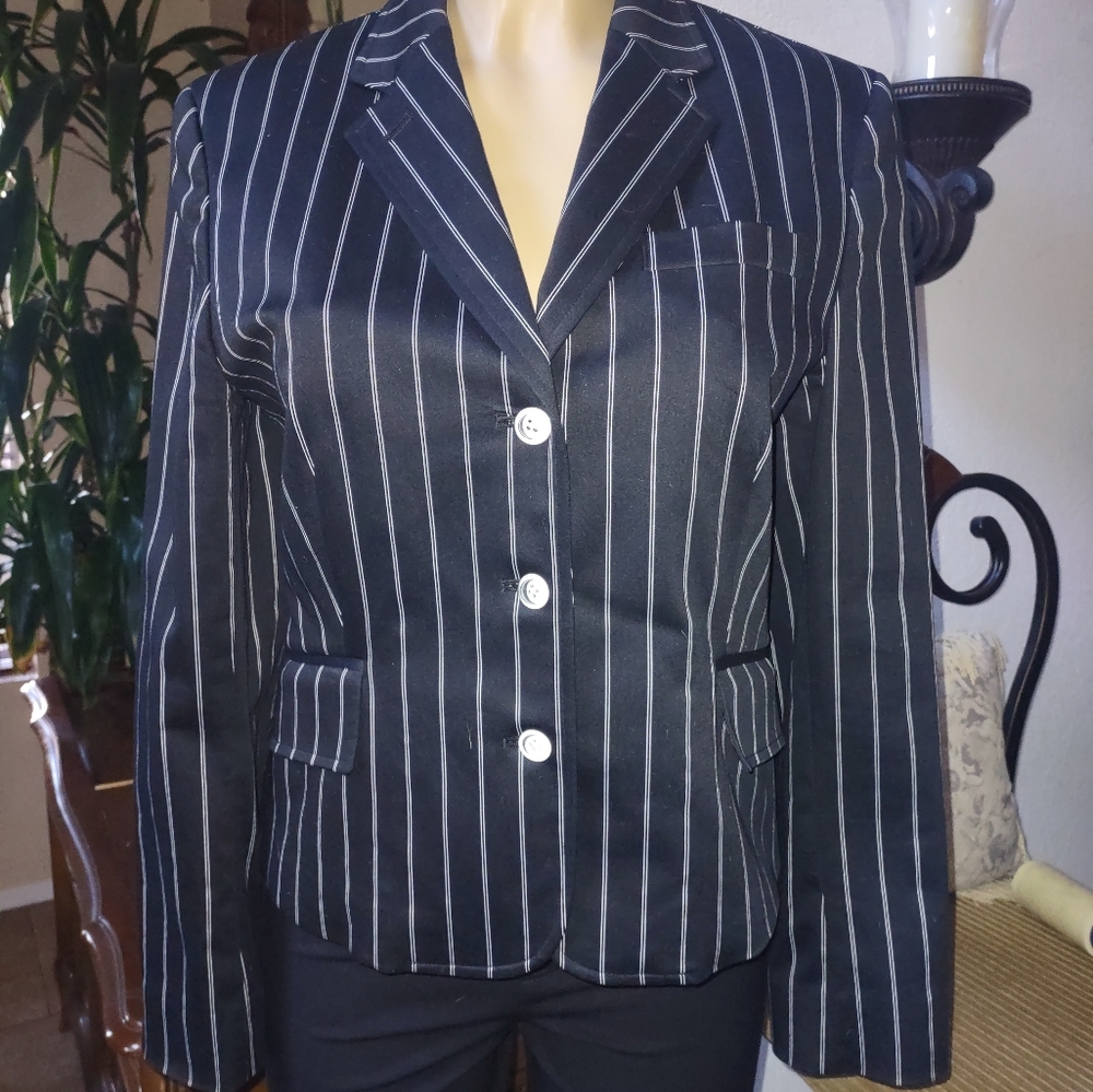 Rena Rowan Black and White Striped Jacket